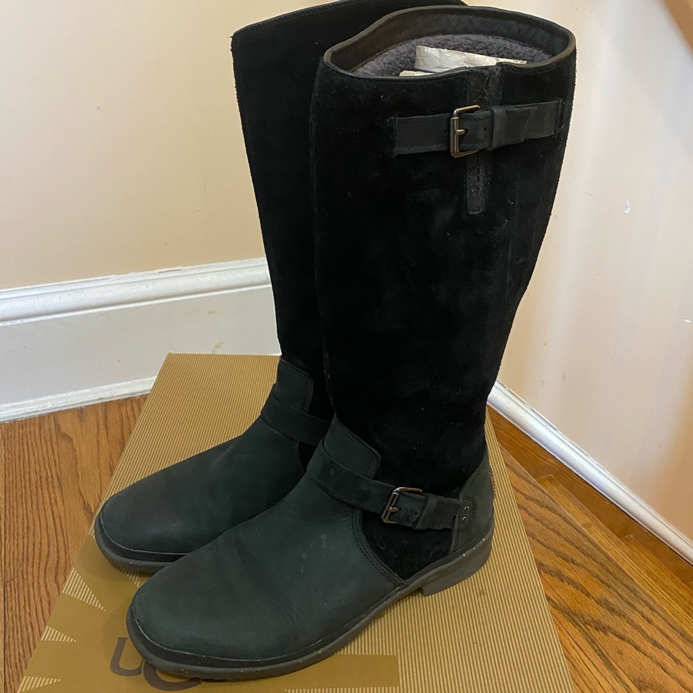 ✨✨Ugg Australia Thomson Waterproof Leather Boot